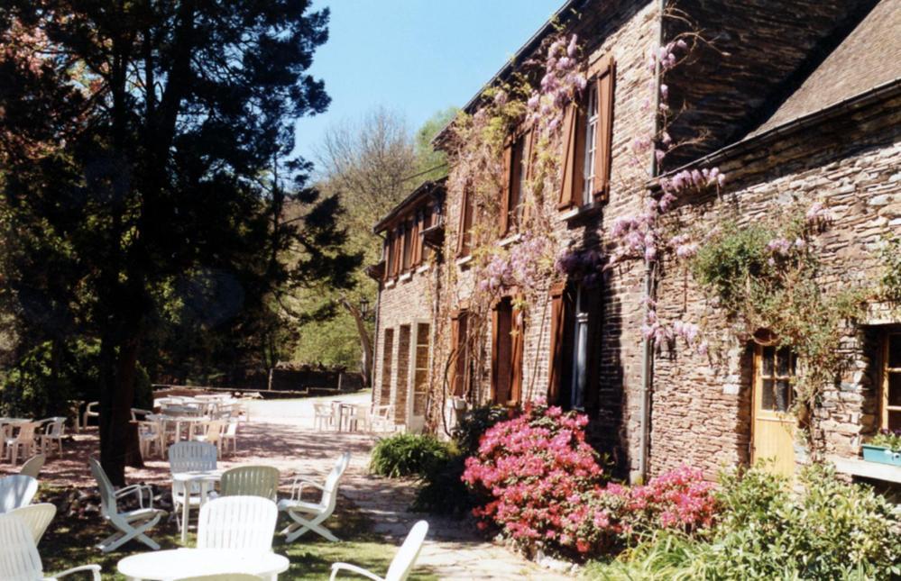 Auberge Au Naturel Des Ardennes Rochehaut Exterior foto